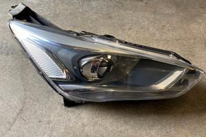 Faro anteriore DX Xenon LED Ford C-Max del 2017