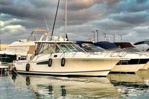 Wellcraft coastal 360