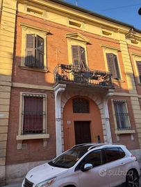 Attico / Mansarda di 60 m² con 3 locali a Ferrara