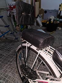 Seggiolino bambini per portapacchi bicicletta