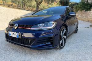 Volkswagen Golf GTI Performance 2.0 245 CV TSI 5p.