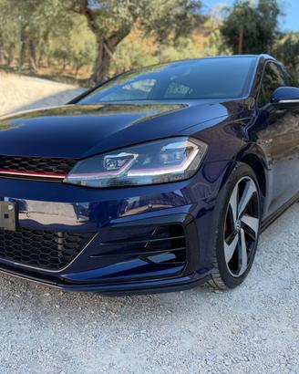 Volkswagen Golf GTI Performance 2.0 245 CV TSI 5p.