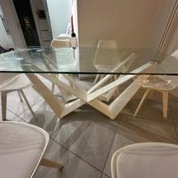 Tavolo design , base vetro e struttura in legno