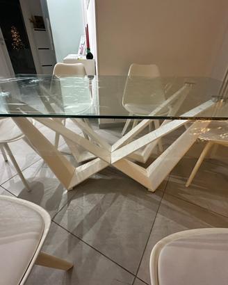 Tavolo design , base vetro e struttura in legno