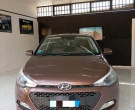 Hyundai i20 1.2 benzina 2015 CON GARANZIA