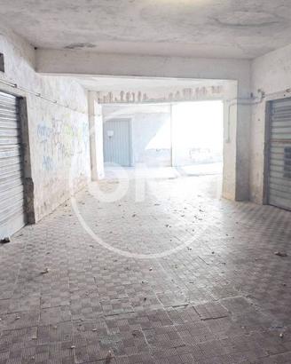 Box / Garage di 26 m² a Pomezia