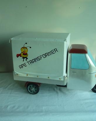MODELLINO LEGNO APE PIAGGIO MP (mpv) 600