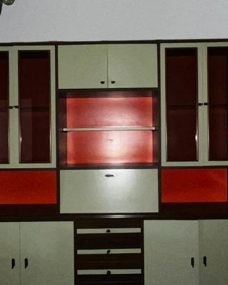 credenza vintage verde stile classico