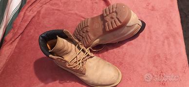 Scarpe Timberland  taglia 8 1/2 + piumino d'oca