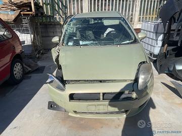 Ricambi FIAT GRANDE PUNTO (199_) [ 2005 - 2013 ]