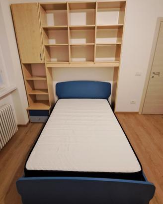 letto da una piazza e mezzo con materasso