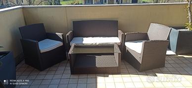 Divano e poltrone in rattan 