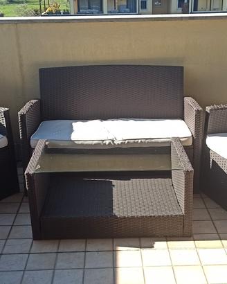 Divano e poltrone in rattan 