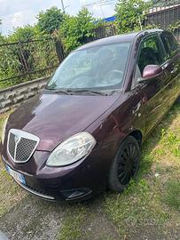L’auto è in buoni condizioni generale