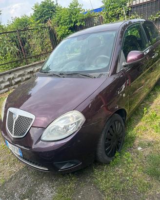 L’auto è in buoni condizioni generale