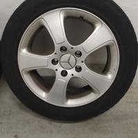 4 gomme con cerchi originali Mercedes Classe A