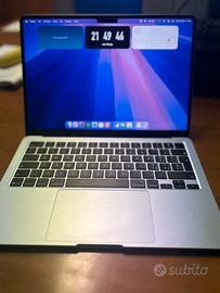 MacBook Air 13”” M4 2025