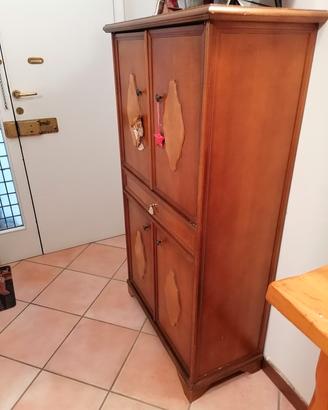 Credenza