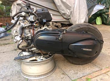 Motore completo per scooter Honda SW - T400