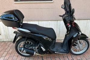 Scooter SH150
