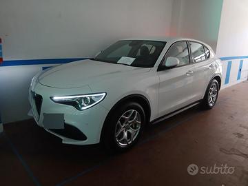 ALFA ROMEO STELVIO  PERFETTE CONDIZIONI