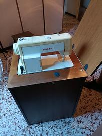 Macchina da cucire Singer