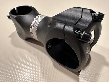 RACE FACE ATTACCO MANUBRIO lungh.80m/35mm/6 gradi