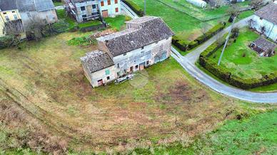 CASA INDIPENDENTE A COLORNO