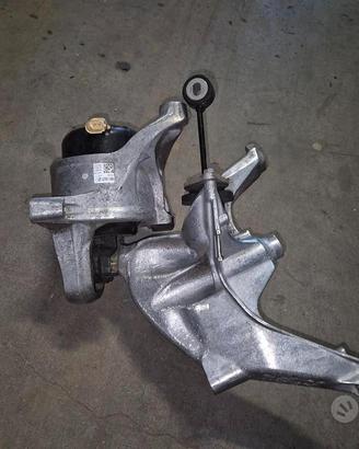 Supporto Motore Sinistro Per Audi A4 B9 - A5 2019