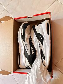 Nike Air Max Bolt