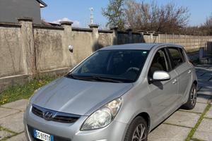 Hyundai i20 2011 Benzina (Neopatentati)