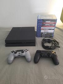 Playstation 4 + 13 giochi e 2 controller
