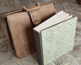 Album portafoto con valigetta in pelle