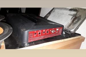 Amplificatore e subwoofer