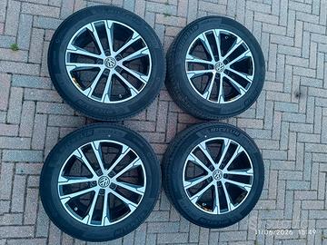 Cerchi e Gomme originali VW Passat B8 215/55R17