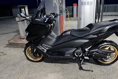 Yamaha T Max 560 - 2021