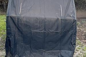 Garage pieghevole per moto