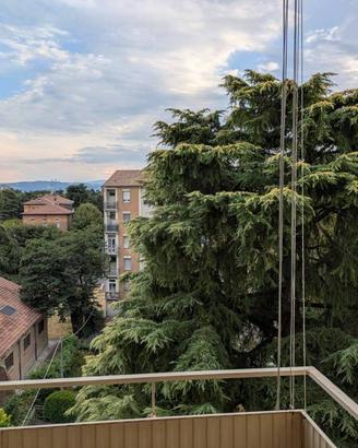 Appartamento di 201 m² con 4 locali e box auto a R