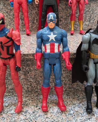 PERSONAGGI AVENGERS 30 cm