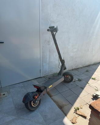 Kukirin G4 Electric Scooter