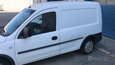 Opel combo 1.7 diesel anno 2004