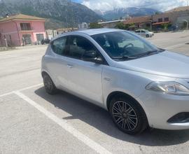 Lancia Y 1.2 gold benzina 69 CV