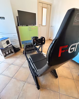 Postazione Fanatec 8Nm + ClubSport V3 + McLaren