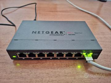 Switch Netgear GS108E 8 porte 10/100/1000Mbps