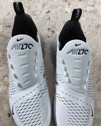 Nike Air Max 270 bianca n. 43