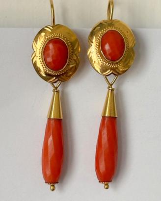 ORECCHINI  ORO  GIALLO 18K E CORALLO,  ANNI '60