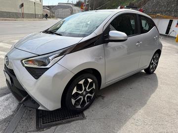 TOYOTA AYGO 1.0 NEOPATENTATI