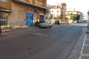 Negozio fronte strada con possibilità di deposito