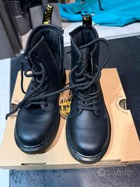 Dr Martens bimbo