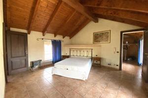Villa di 188 m² con 5 locali e box auto doppio a T
